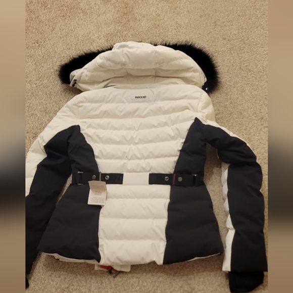 Winter jacket - Picture 2 of 7